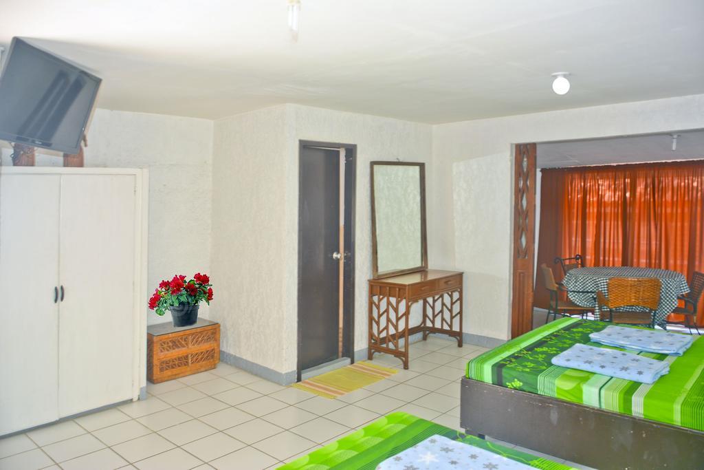Isla Bonita Beach Resort Сан-Хуан Номер фото